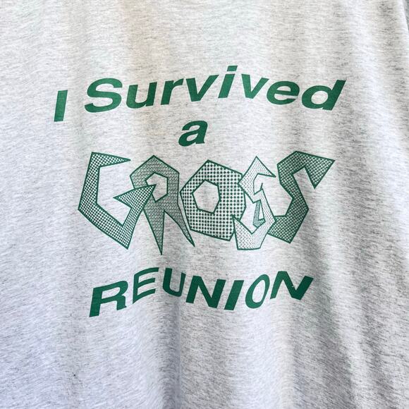Vintage Obscure 90s I Survived a Gross Family Reunion T Shirt Best FOTL XL USA - Picture 3 of 11